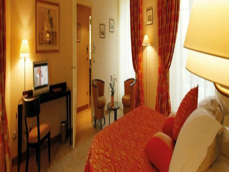 Clos La Boetie & Spa ซาร์ลา-ลา-กาเนดา ภายนอก รูปภาพ